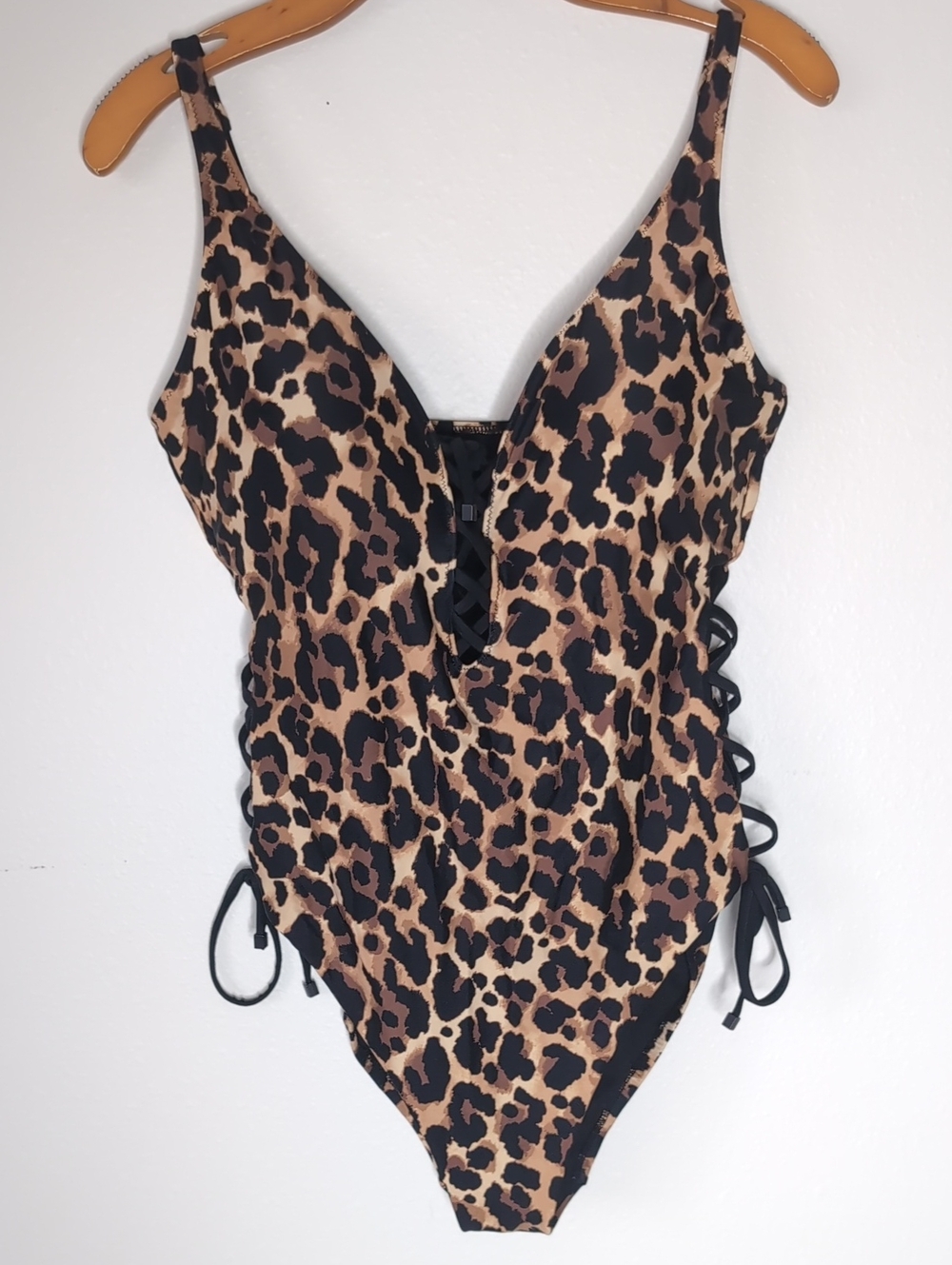 Leopard Print Lace-Up One-Piece Swimsuit